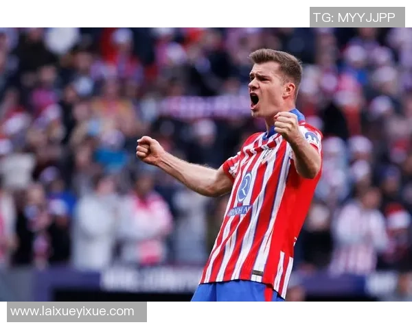 西甲激战AC米兰狂胜曼联四球大捷帽子戏法引爆全场热情