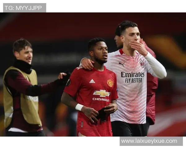 西甲激战热刺与曼联握手言和争议判罚引发全场热议