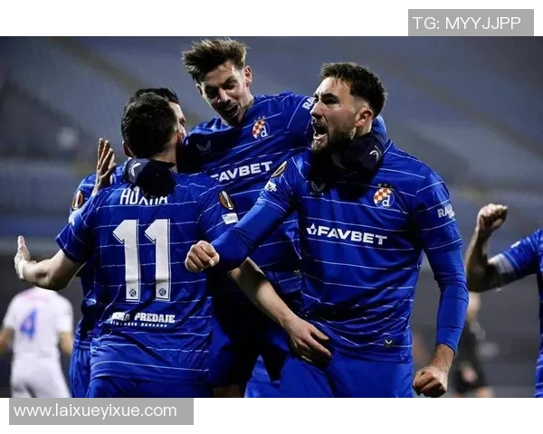 欧联杯精彩对决里昂大胜切尔西红牌事件引发全场热议与数据分析 欧联杯精彩对决里昂大胜切尔西红牌事件引发全场热议与数据分析